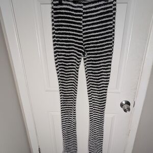 Amazon Black and White Striped Leggings